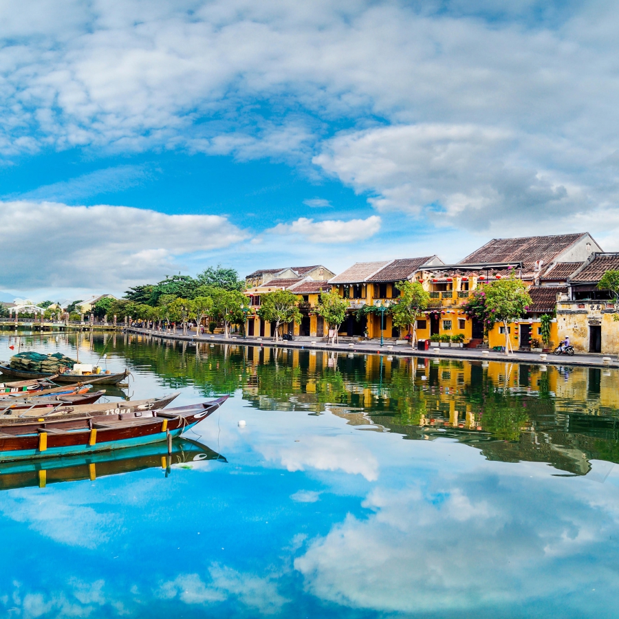 Không chỉ là một tấm vé